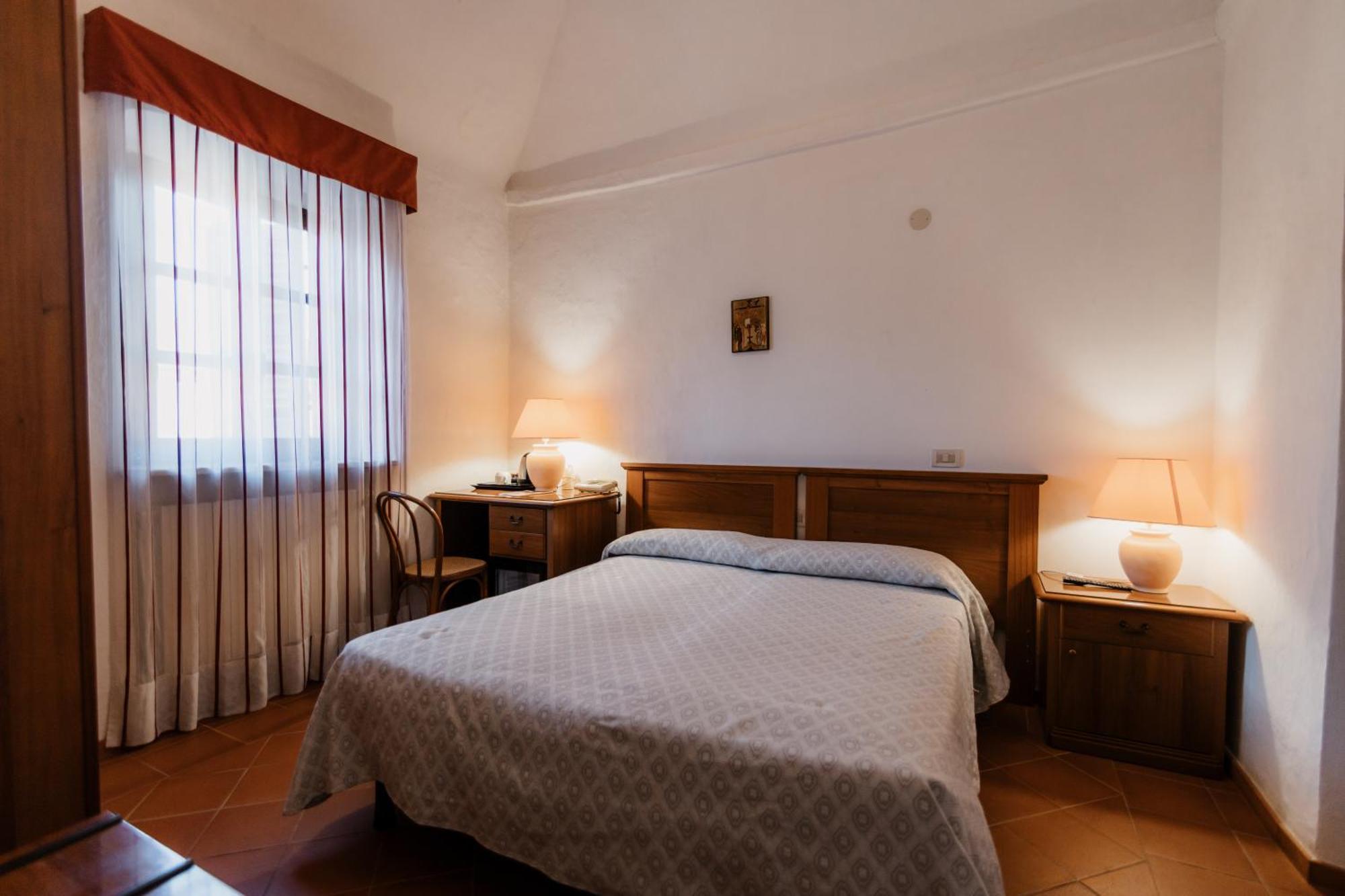 Hotel Casa Regina Montis Regalis Vicoforte Esterno foto