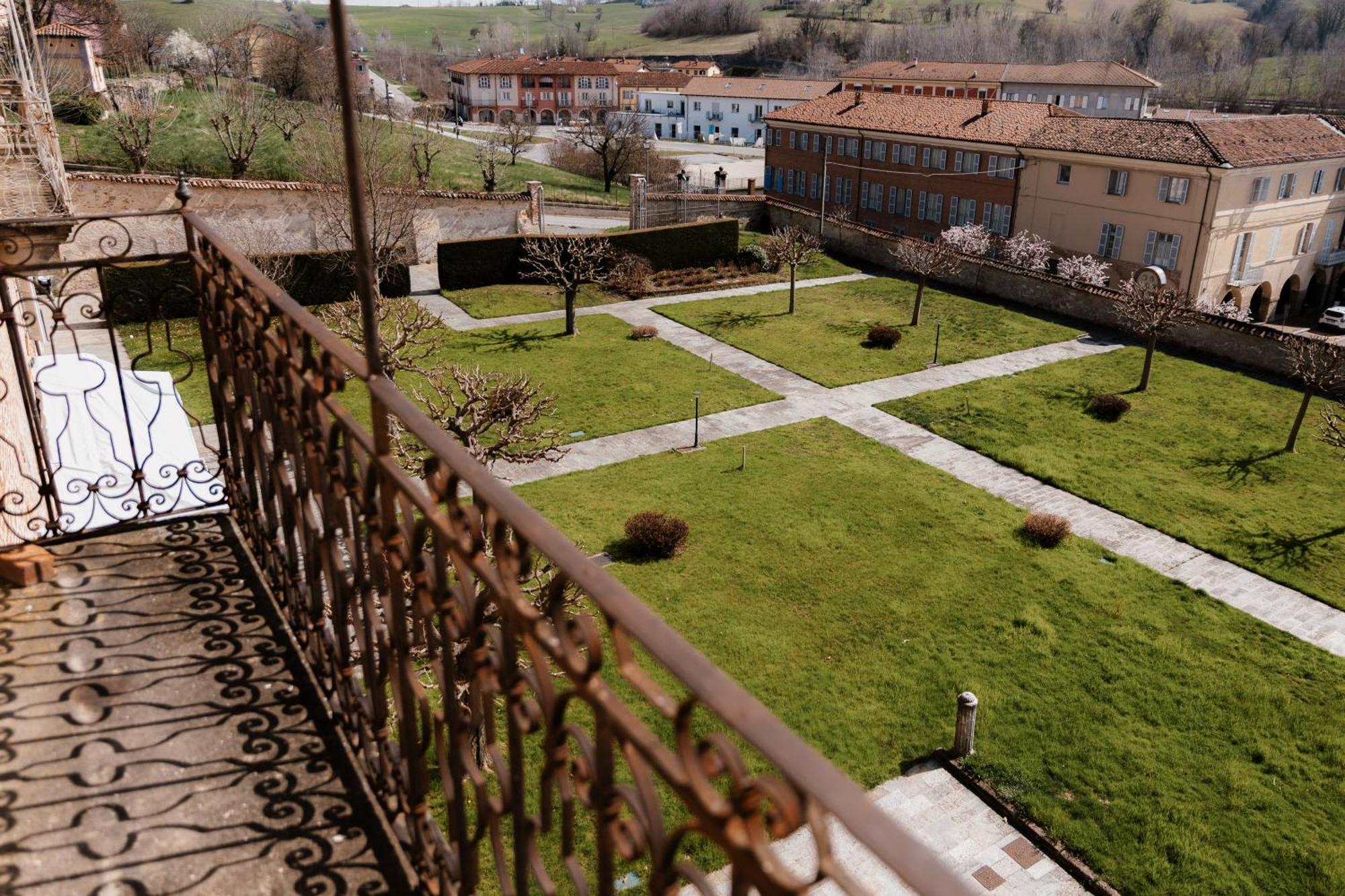 Hotel Casa Regina Montis Regalis Vicoforte Esterno foto