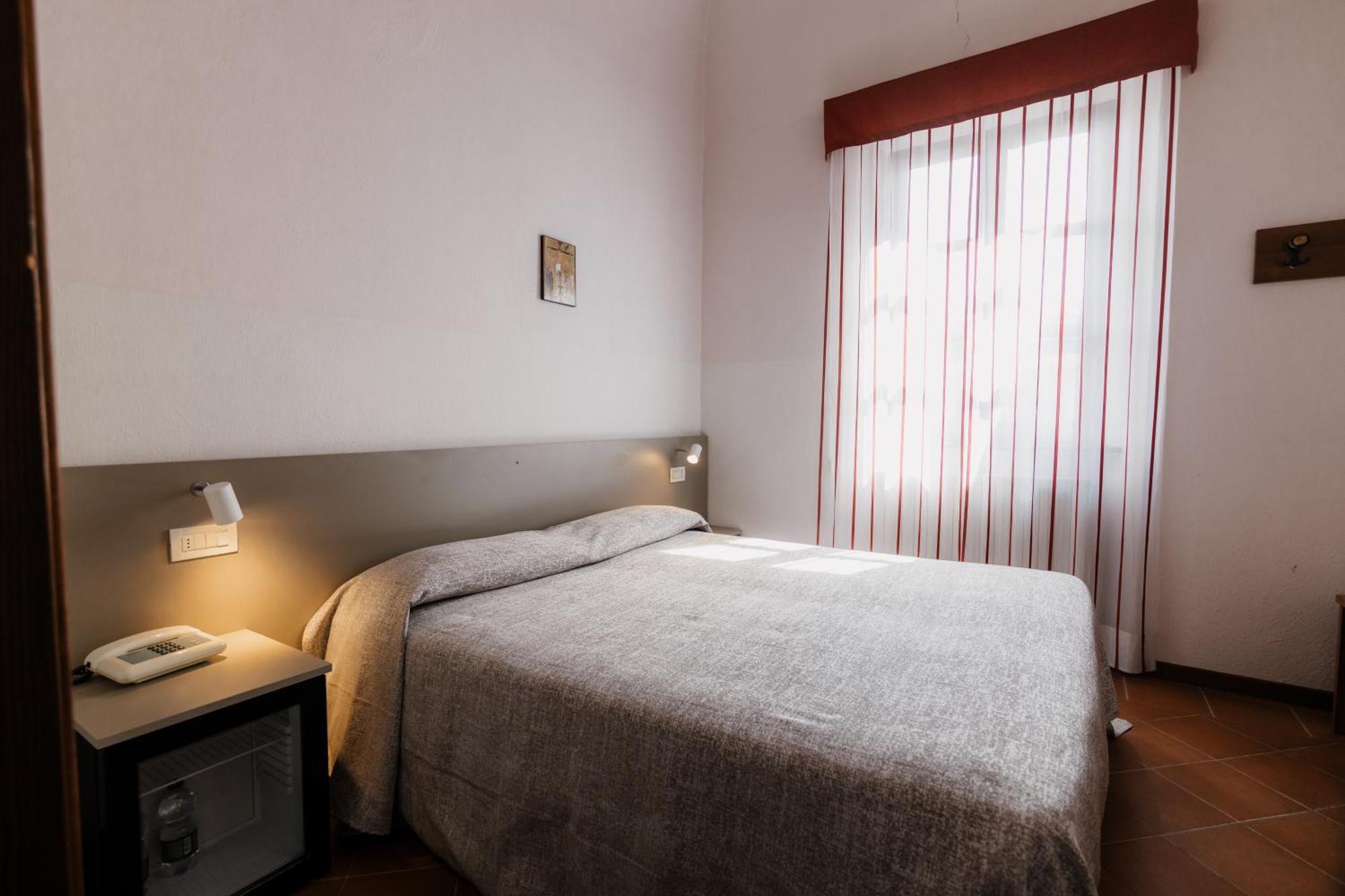 Hotel Casa Regina Montis Regalis Vicoforte Esterno foto